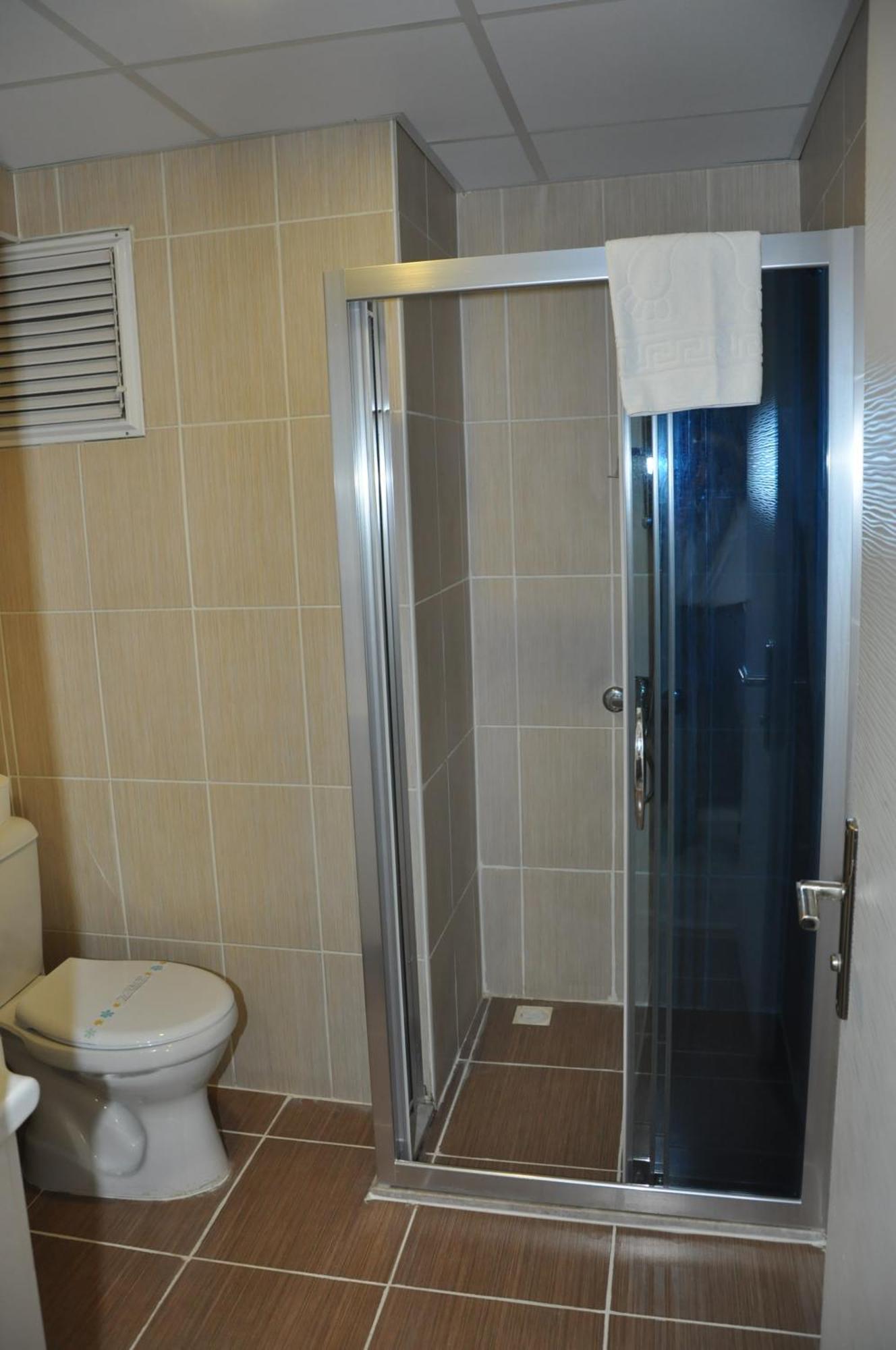 Konak Eurobest Otel Esmirna Exterior foto