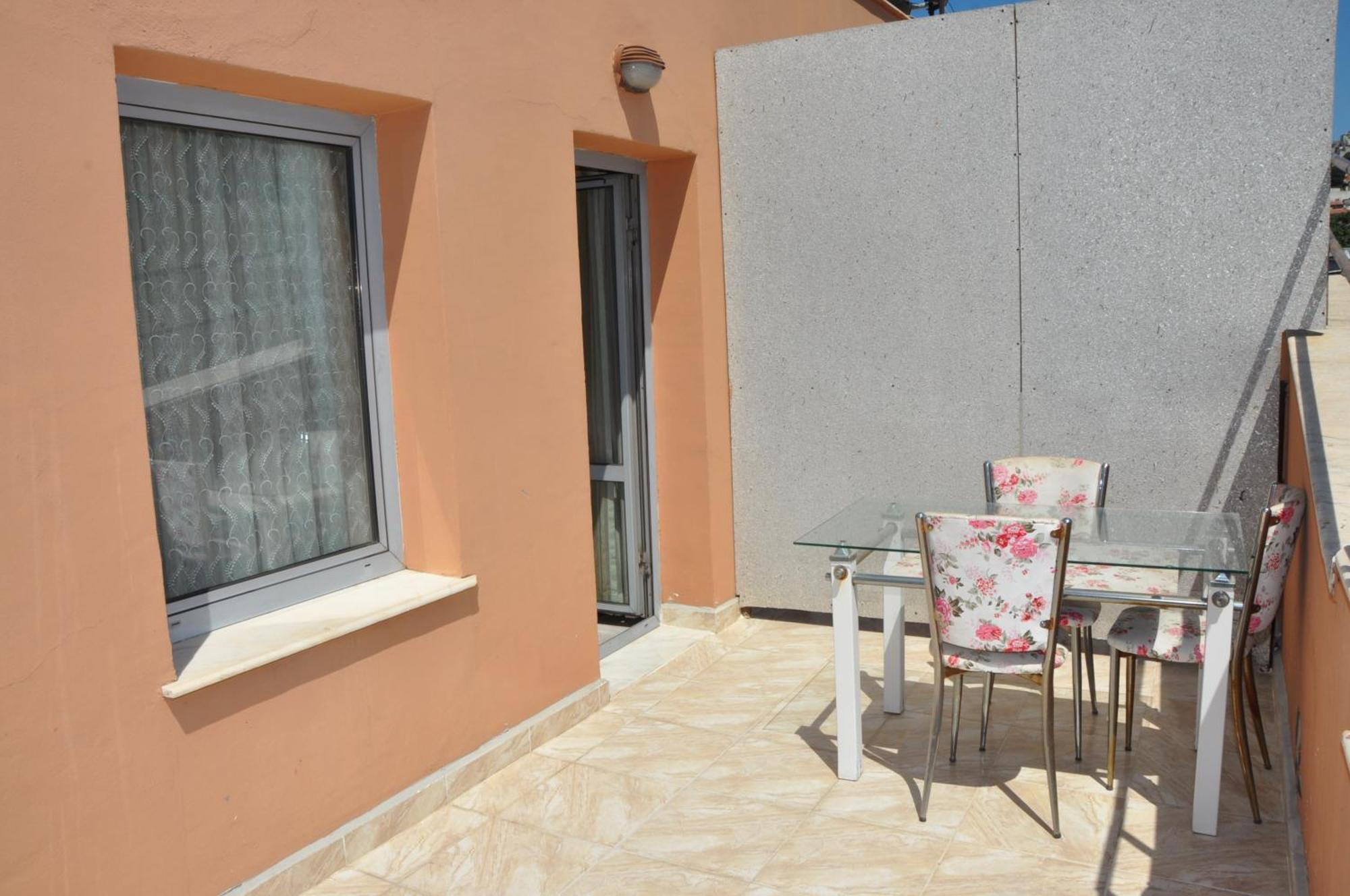 Konak Eurobest Otel Esmirna Exterior foto
